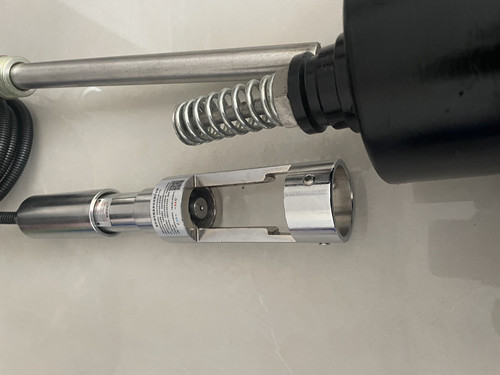 自力式温控阀主阀与温包连接处